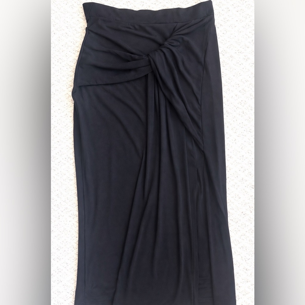NWT SNDYS. Lucia Black Two Piece Set Wrap Crop Top + Midi Skirt Size S - Picture 6 of 9